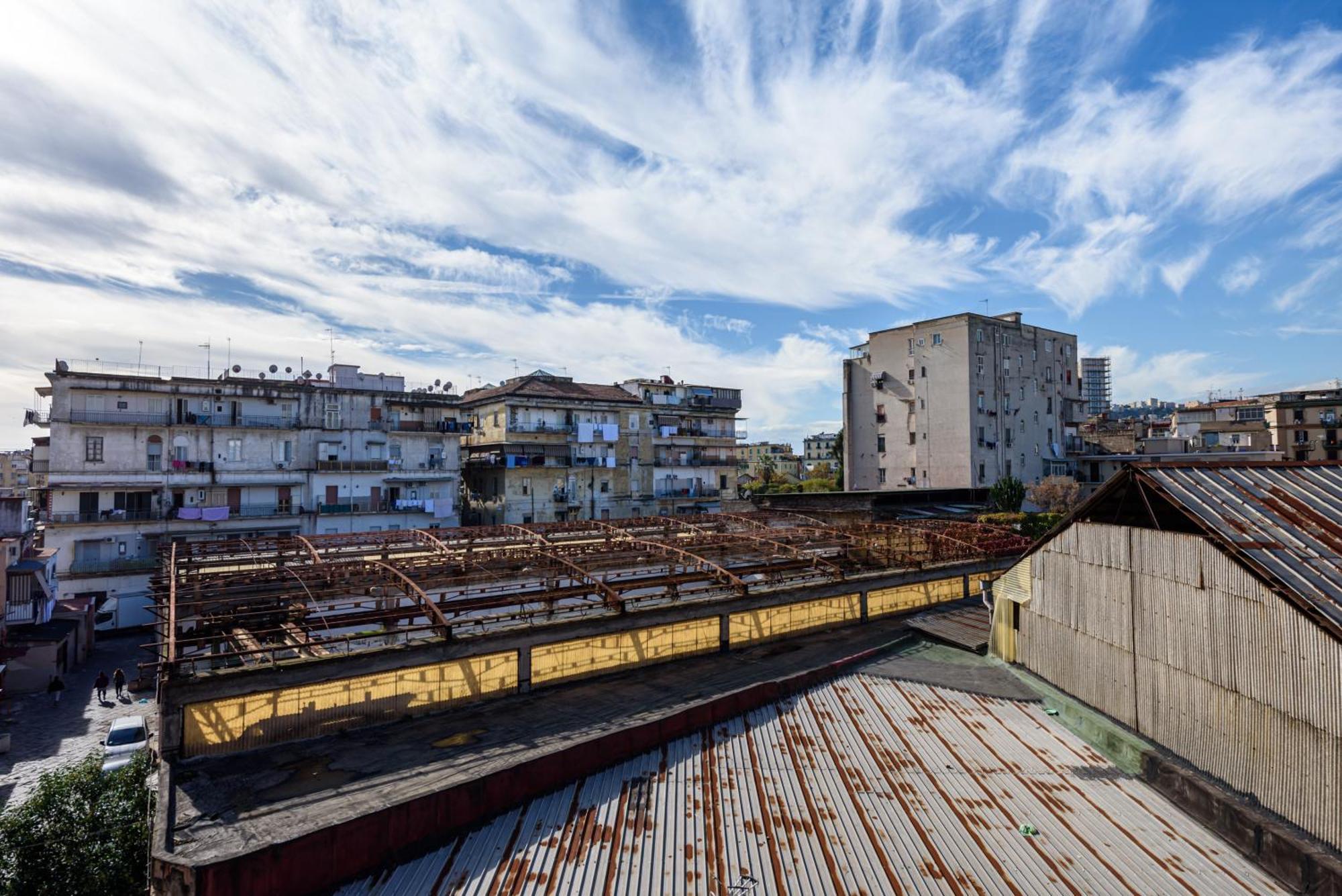 Napoli Centrale Di Fabio E Veronica Lt Bagian luar foto